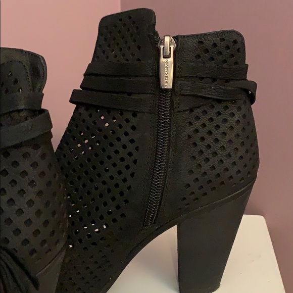 Vince Camuto net booties - Picture 2 of 4